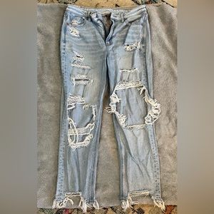 American Eagle Mom Jean
